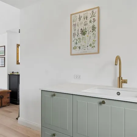 Franka - 1-1km From The Sea By Interhome *